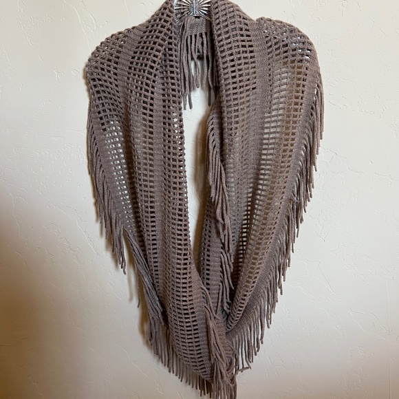 BP Open Weave Fringe Infinity Scarf - Picture 1 of 3